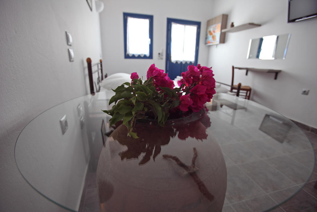 Margarita'S Rooms Folégandros Quarto foto